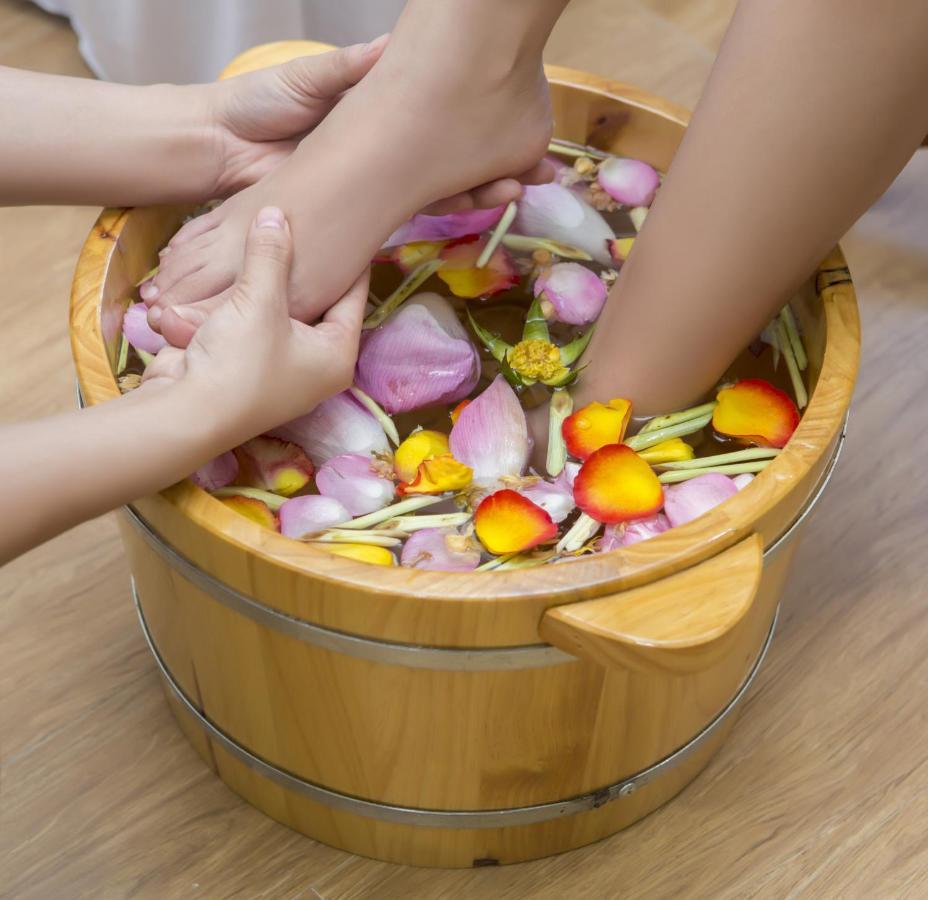 Cherry Hotel & Apartment Da Nang - Phoenix 2 Hotel
